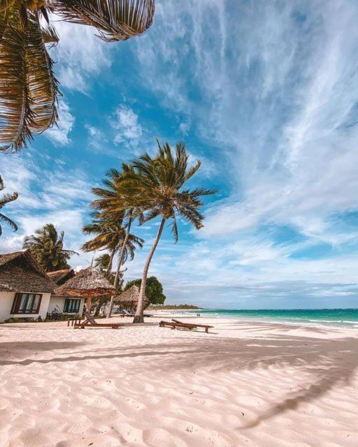 Tiwi Beach Resort & Spa Mombasa Bagian luar foto
